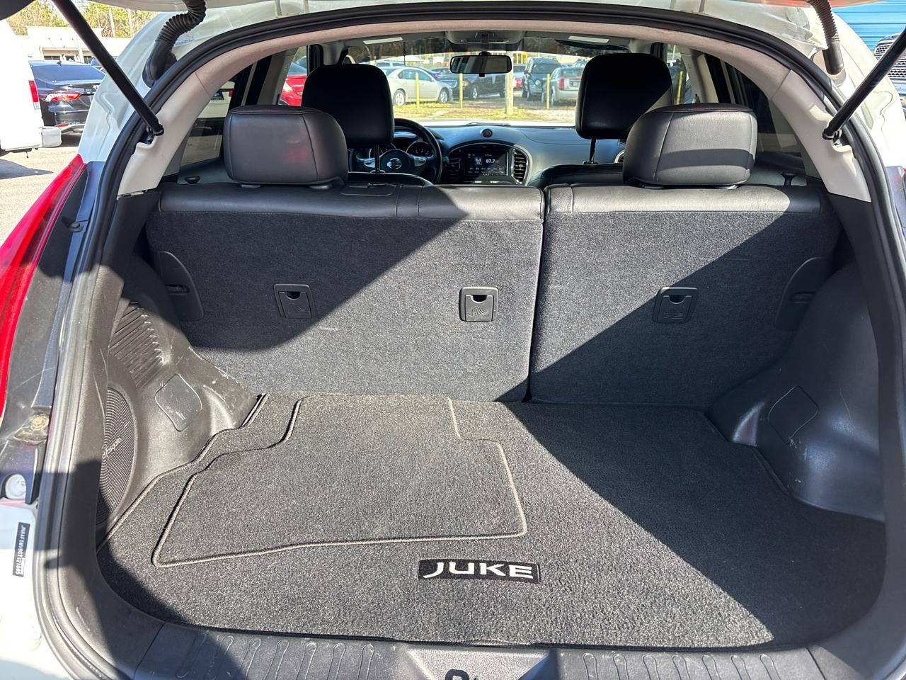 Nissan Juke S AWD 2012