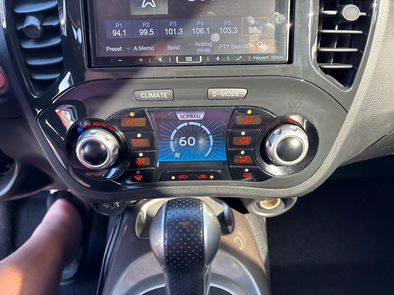 Nissan Juke S AWD 2012