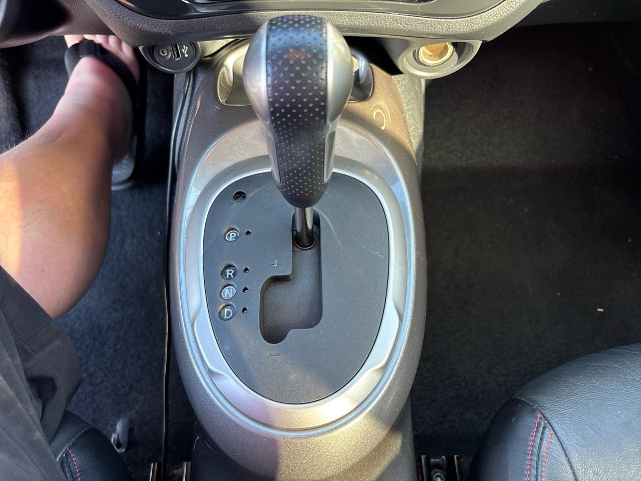 Nissan Juke S AWD 2012