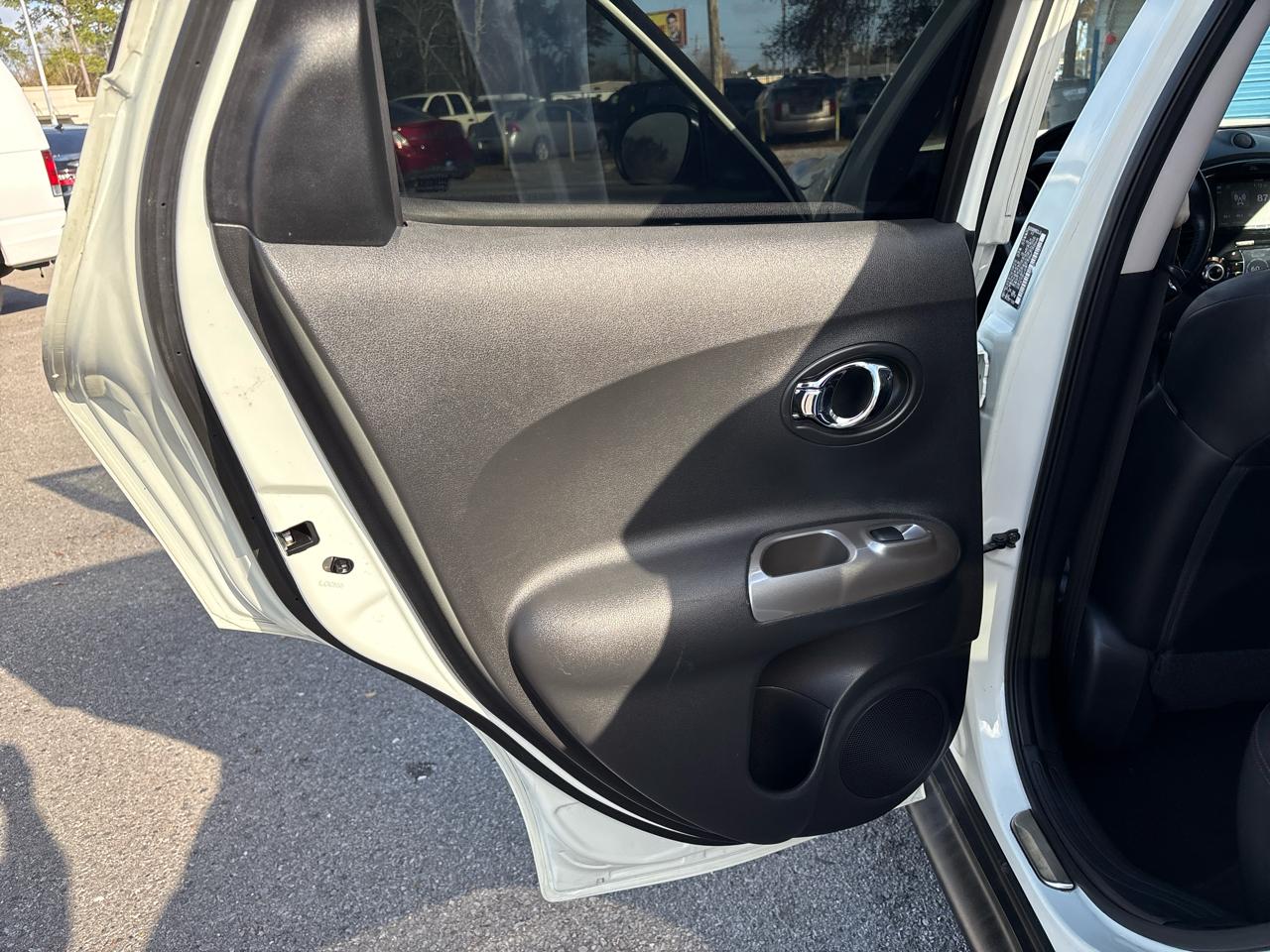 Nissan Juke S AWD 2012