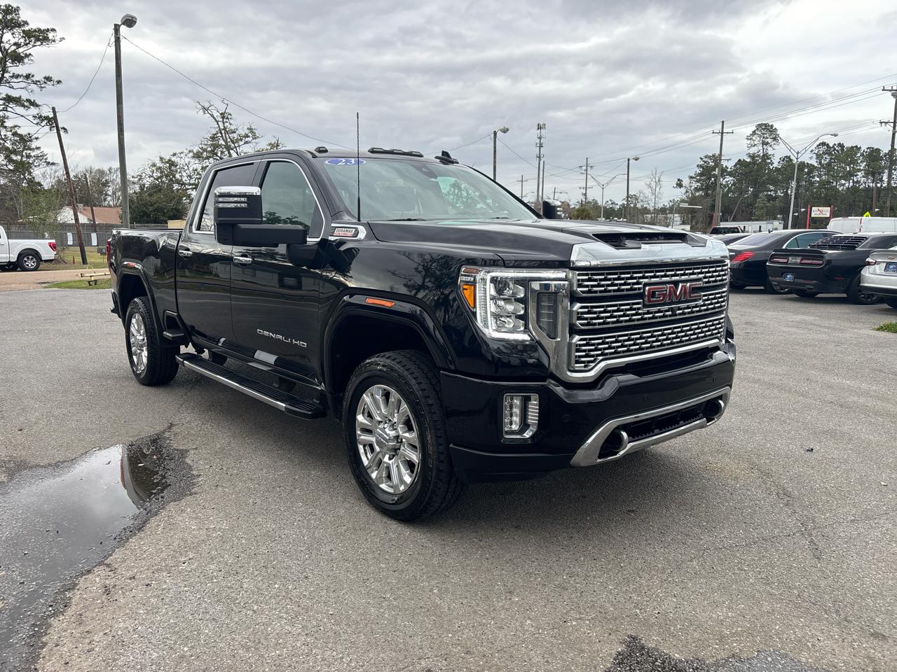 GMC Sierra 2500HD Denali Crew Cab 4WD SB 2023