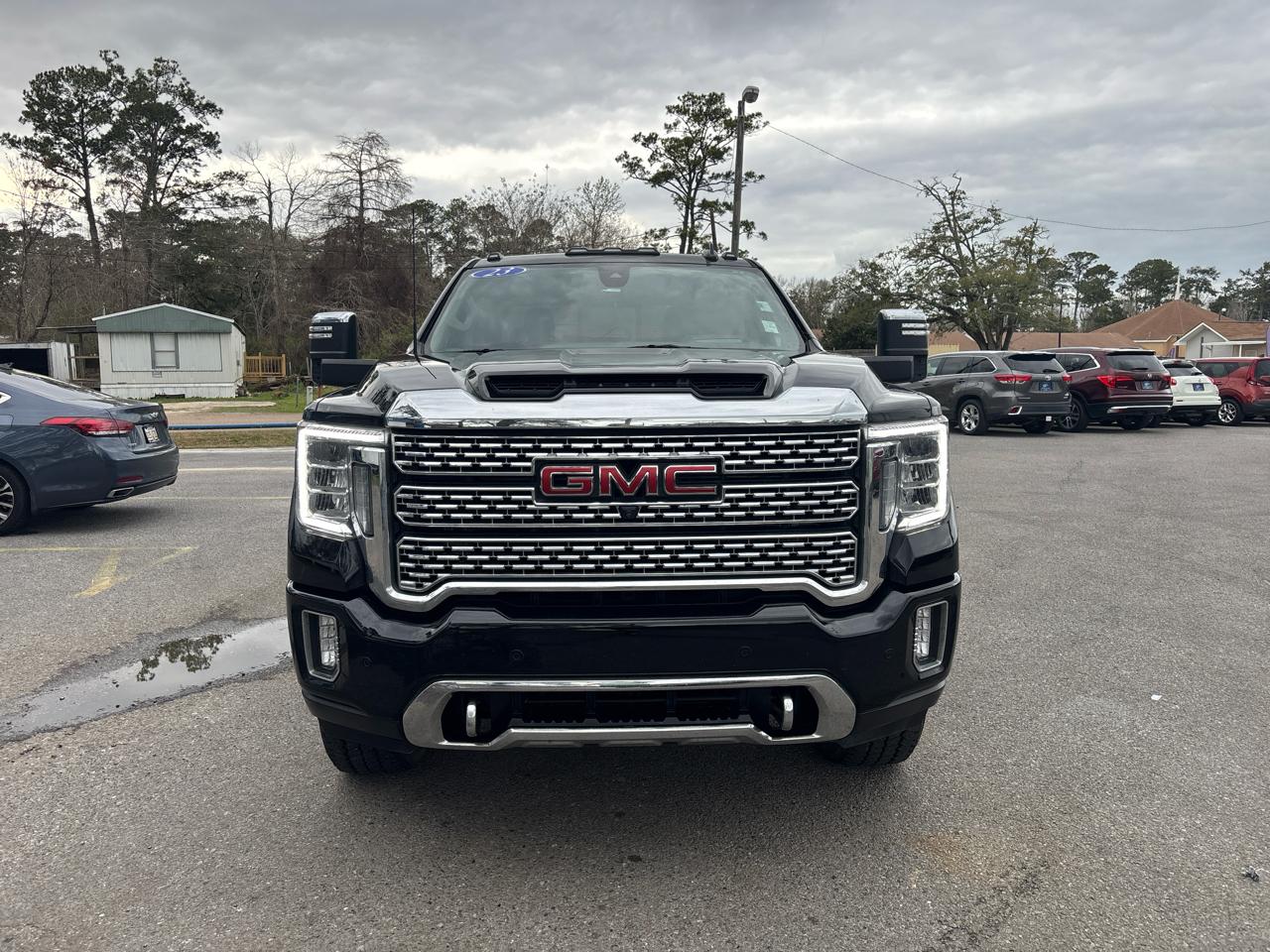 GMC Sierra 2500HD Denali Crew Cab 4WD SB 2023