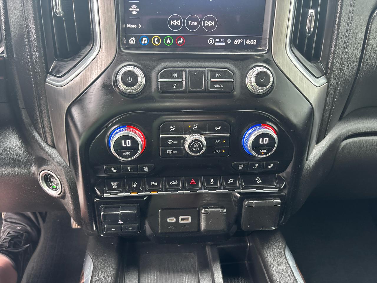 GMC Sierra 2500HD Denali Crew Cab 4WD SB 2023