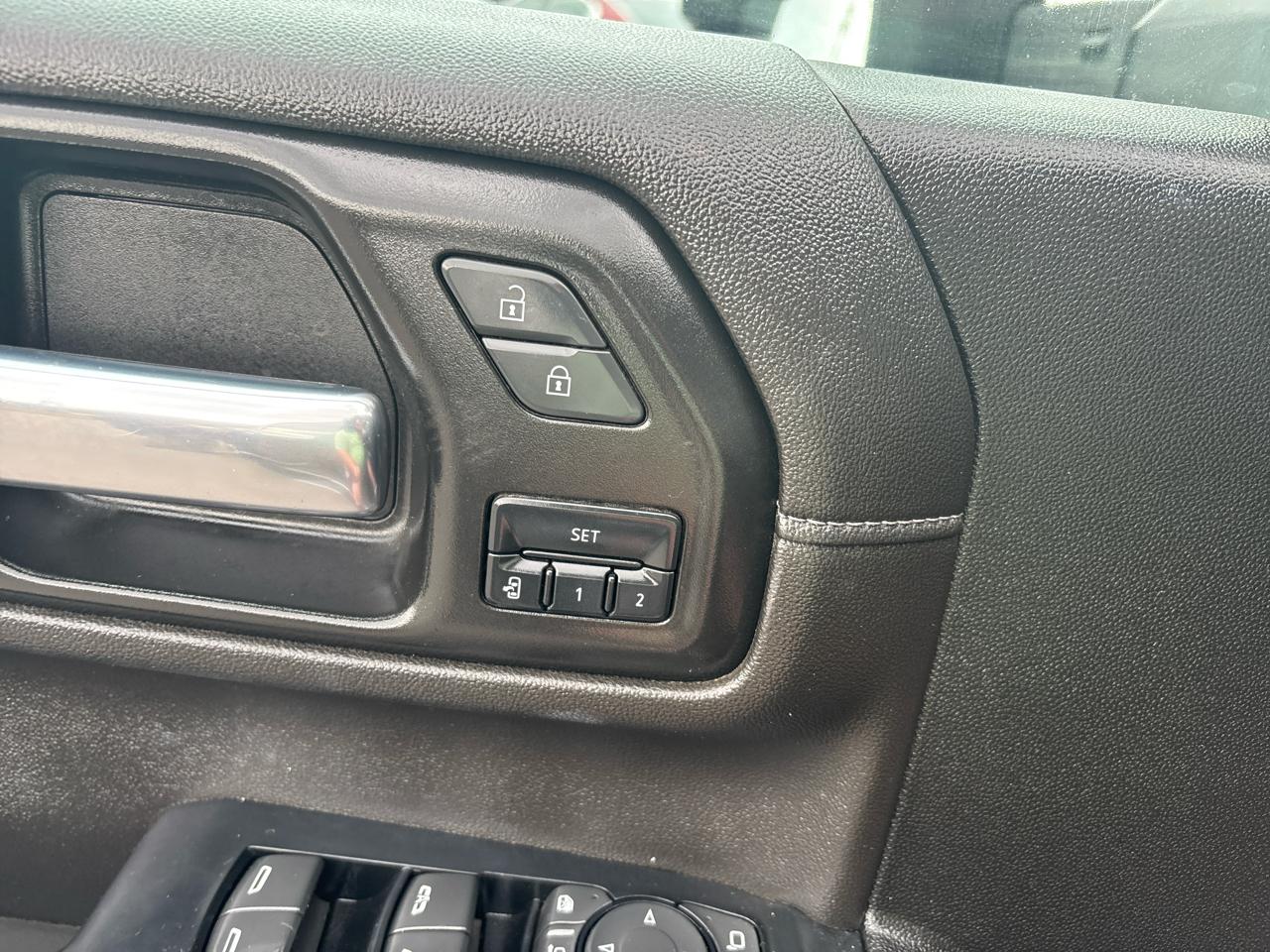 GMC Sierra 2500HD Denali Crew Cab 4WD SB 2023