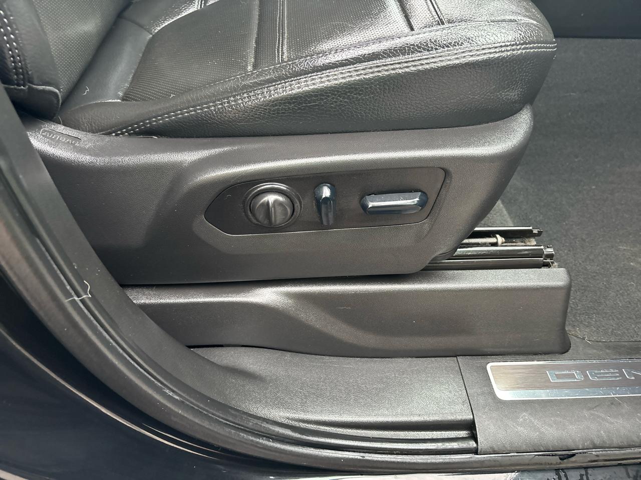 GMC Sierra 2500HD Denali Crew Cab 4WD SB 2023