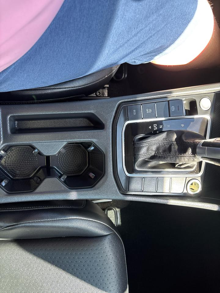 Volkswagen Jetta 1.4T SEL Premium 8A 2019