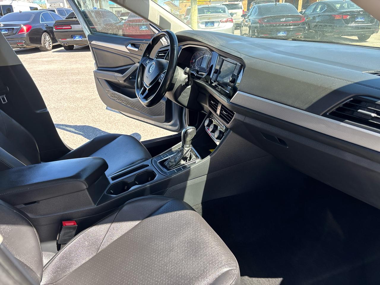 Volkswagen Jetta 1.4T SEL Premium 8A 2019