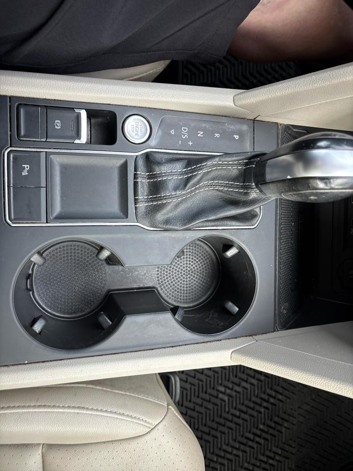 Volkswagen Atlas 2021.5 3.6L V6 SEL Premium 4MOTION 2021