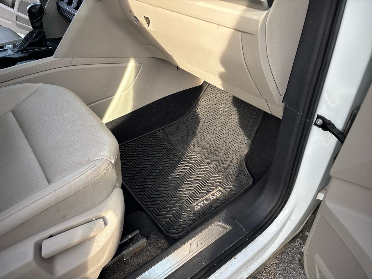 Volkswagen Atlas 2021.5 3.6L V6 SEL Premium 4MOTION 2021