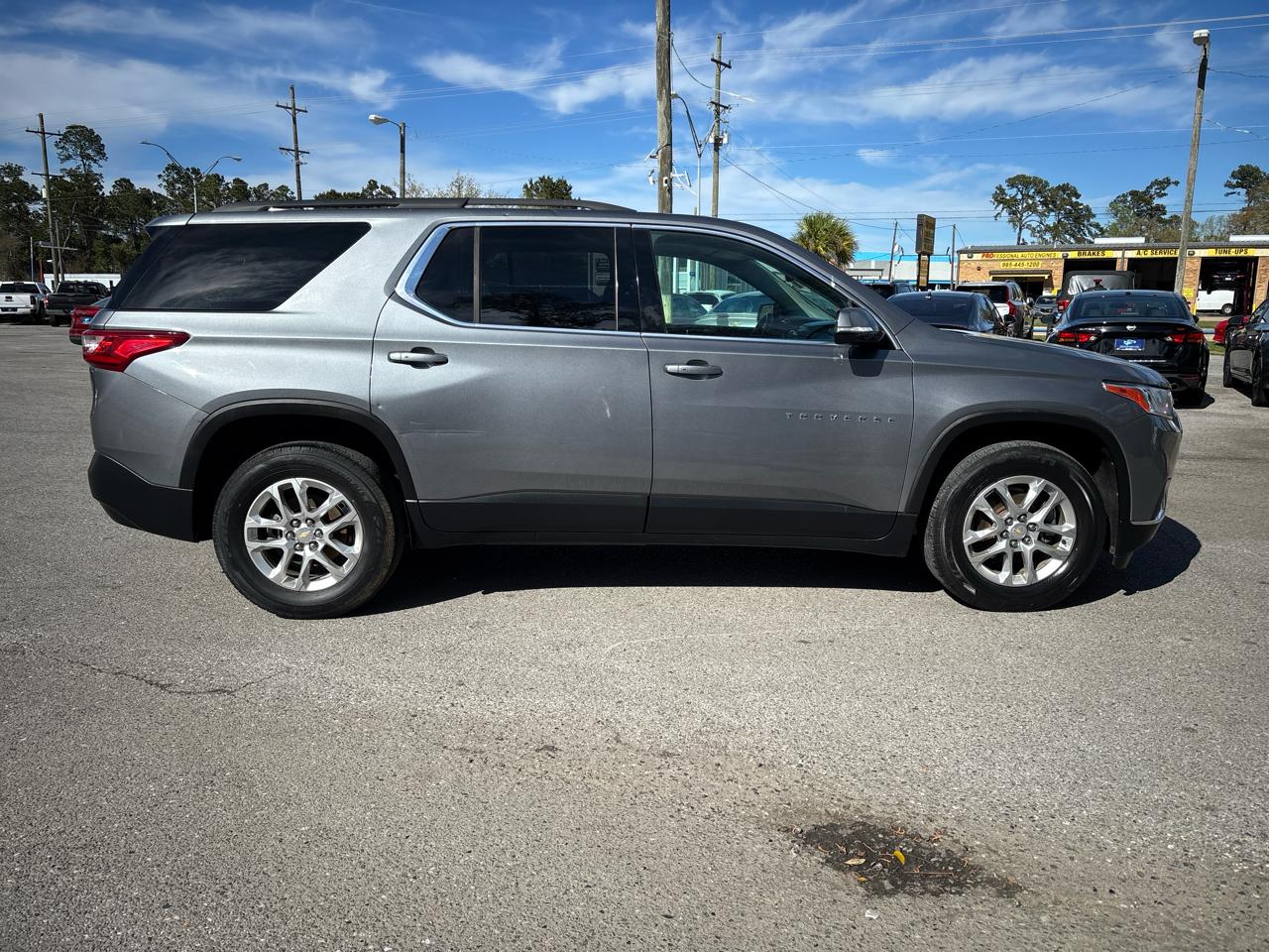 Chevrolet Traverse LT FL FWD 2020