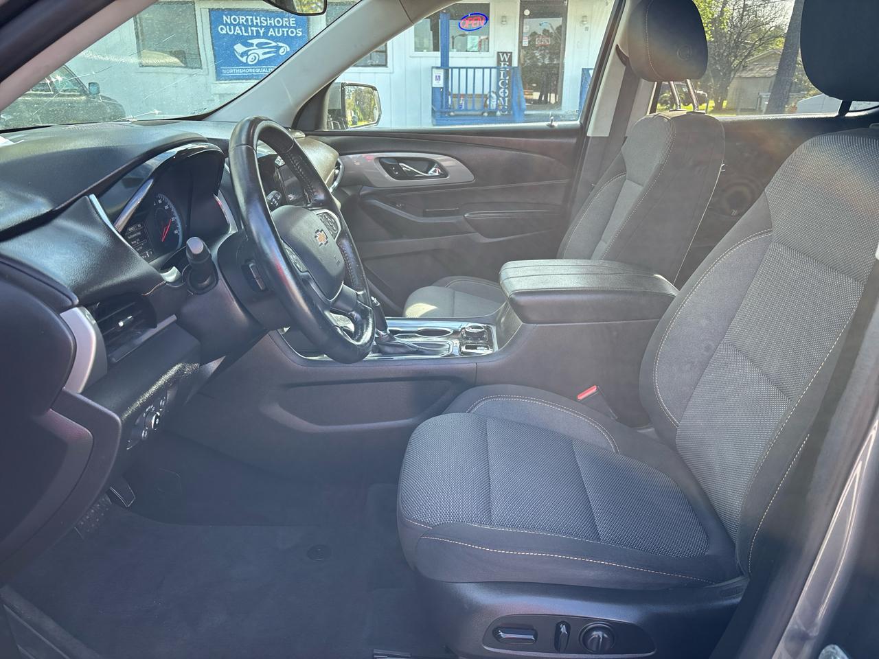 Chevrolet Traverse LT FL FWD 2020