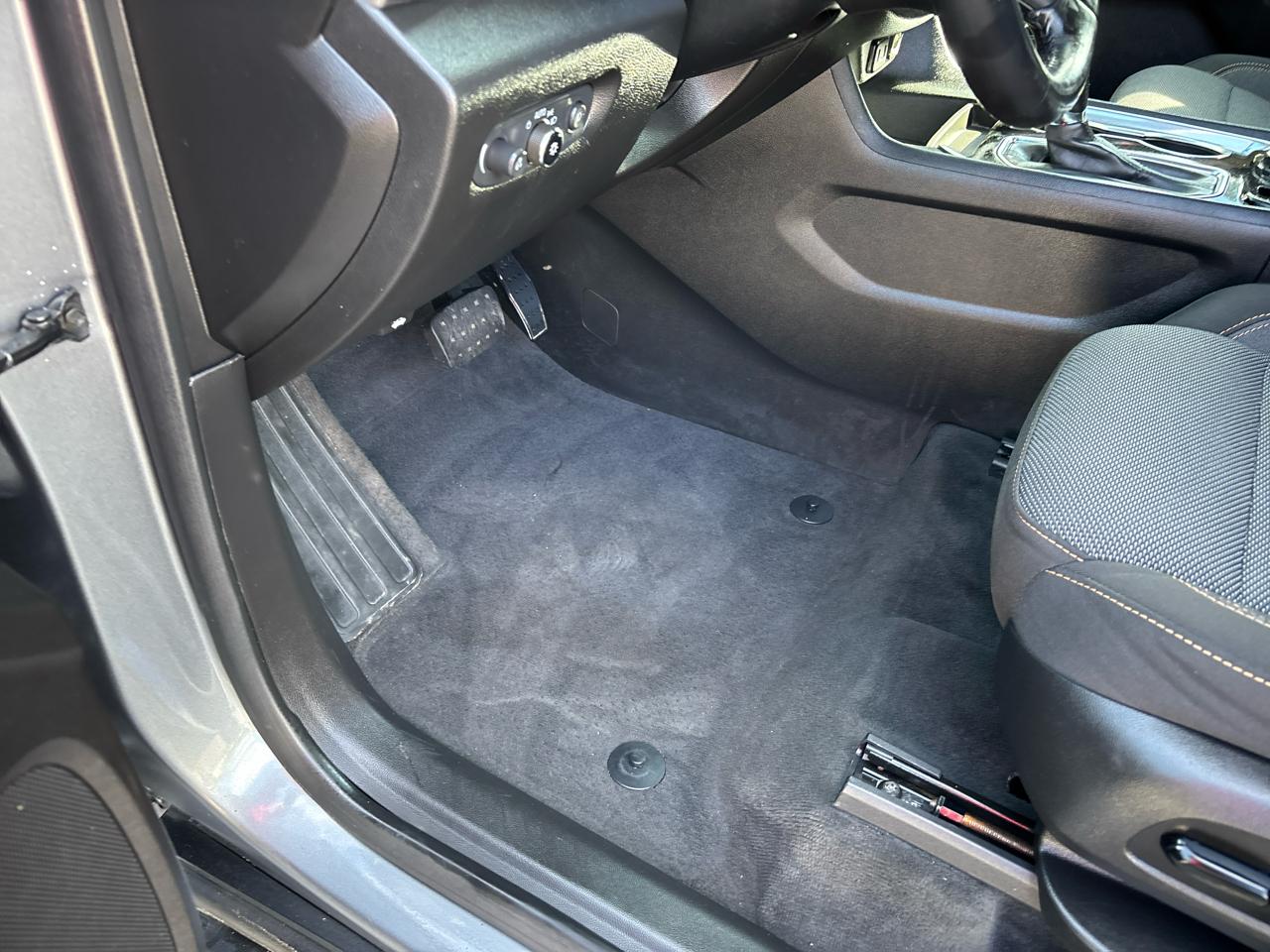 Chevrolet Traverse LT FL FWD 2020