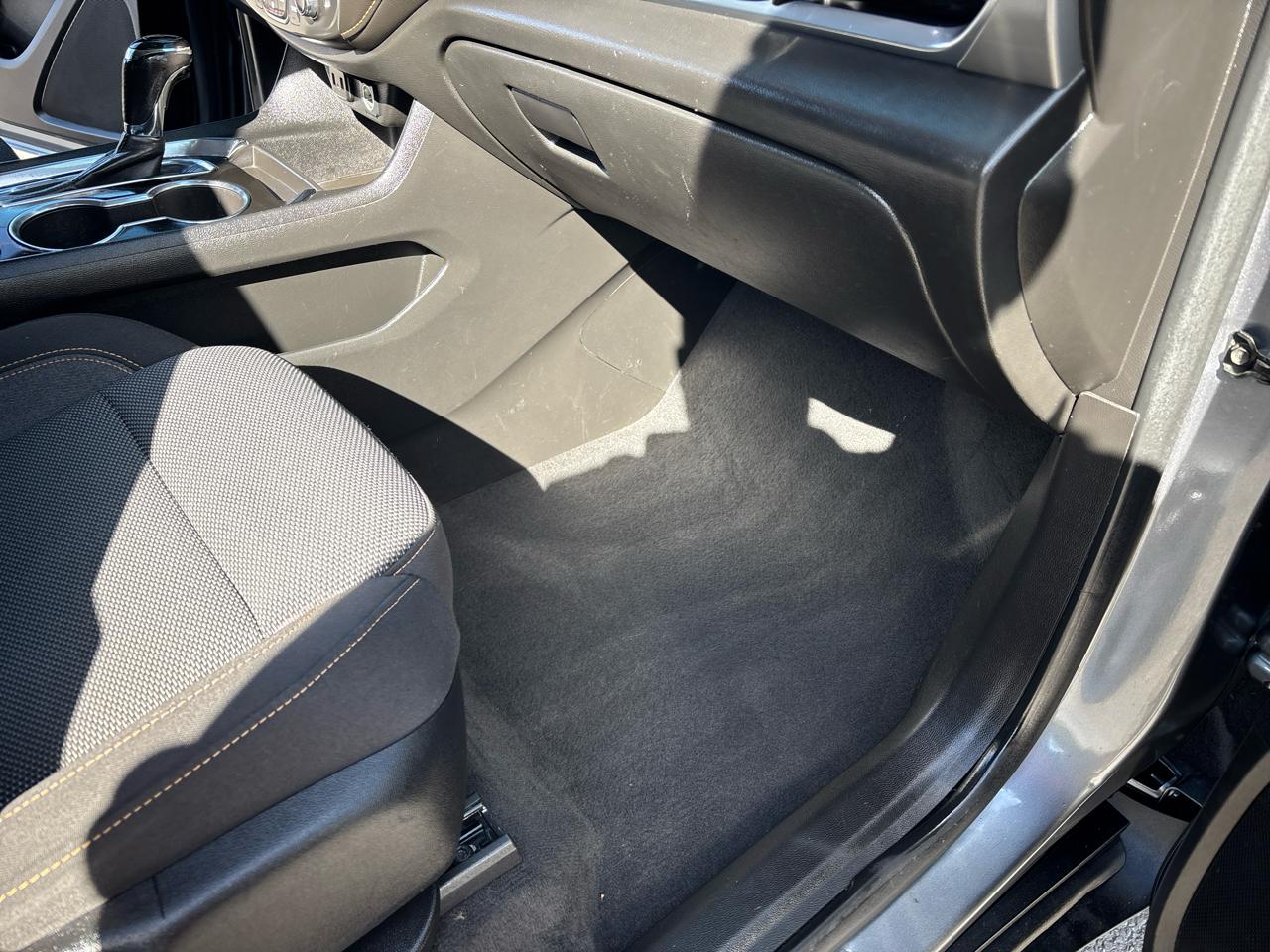 Chevrolet Traverse LT FL FWD 2020