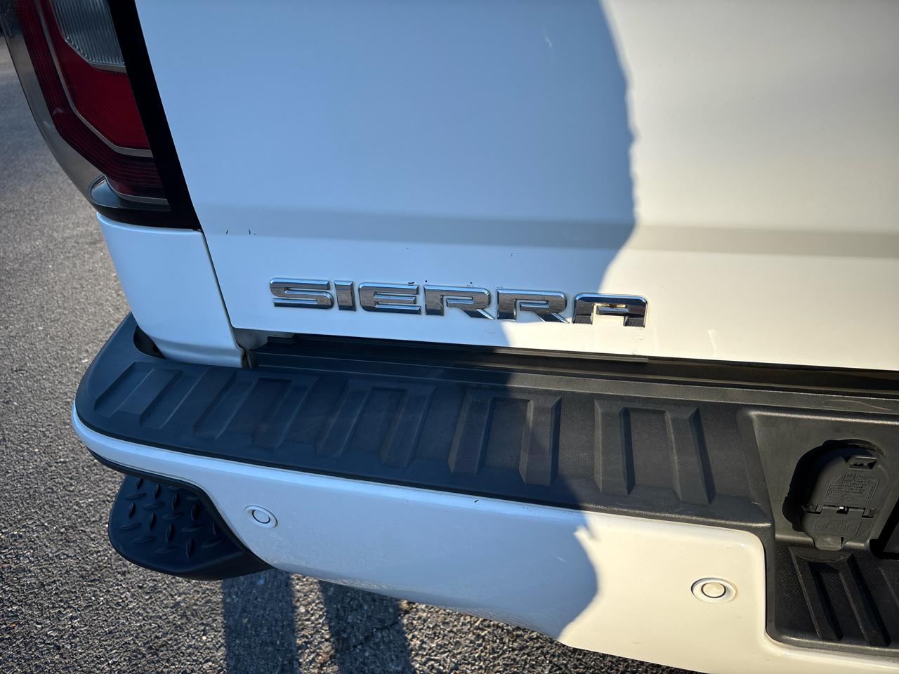 GMC Sierra 1500 SLT Crew Cab Short Box 4WD 2018