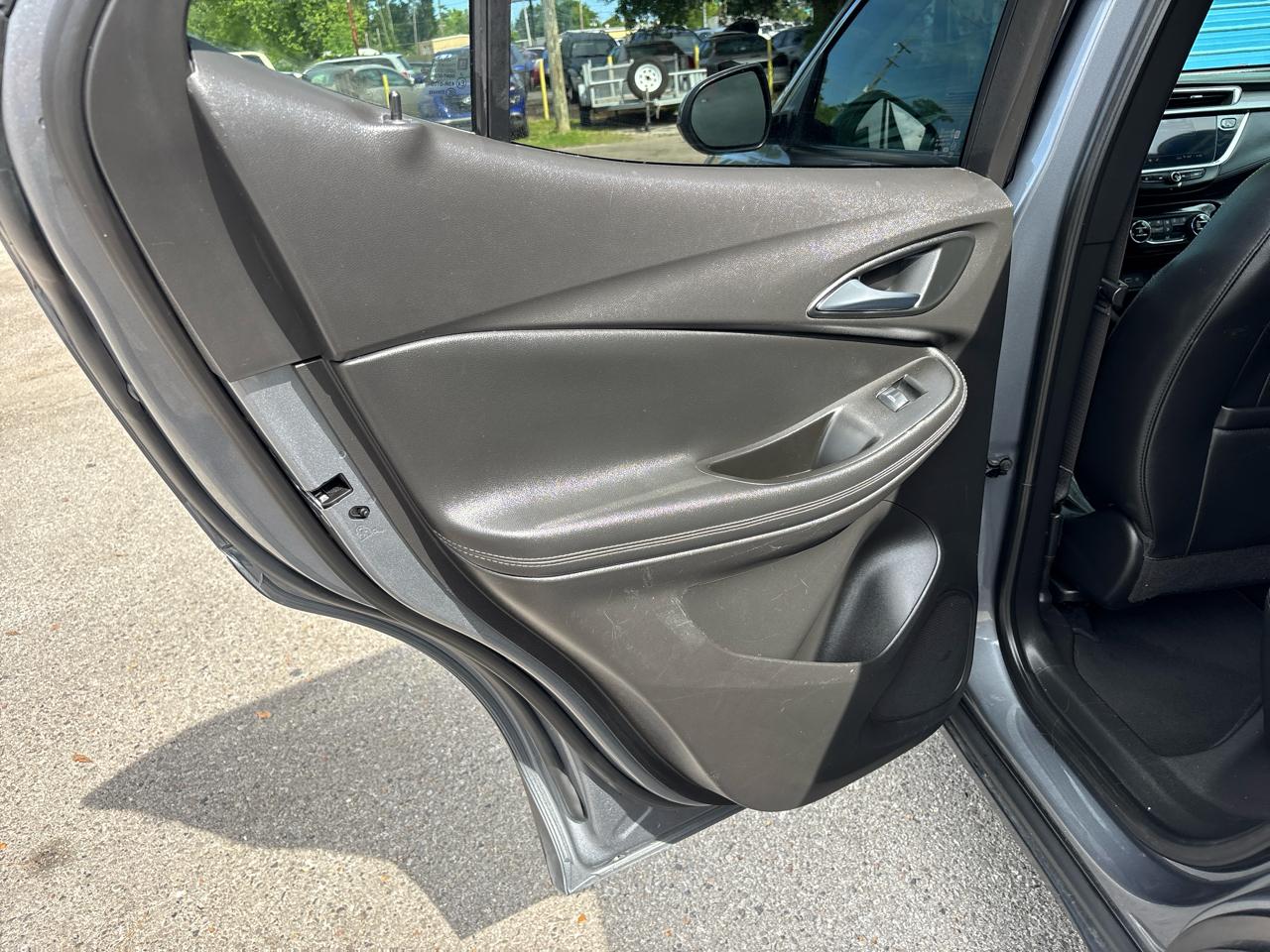 Buick Encore GX Essence 2021