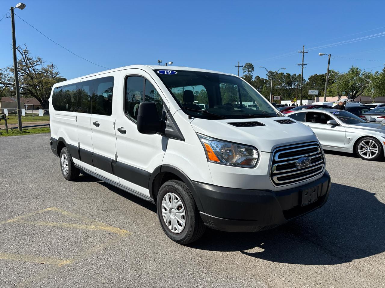 Ford Transit 350 Wagon Low Roof XLT 60/40 Pass. 148-in. WB 2019