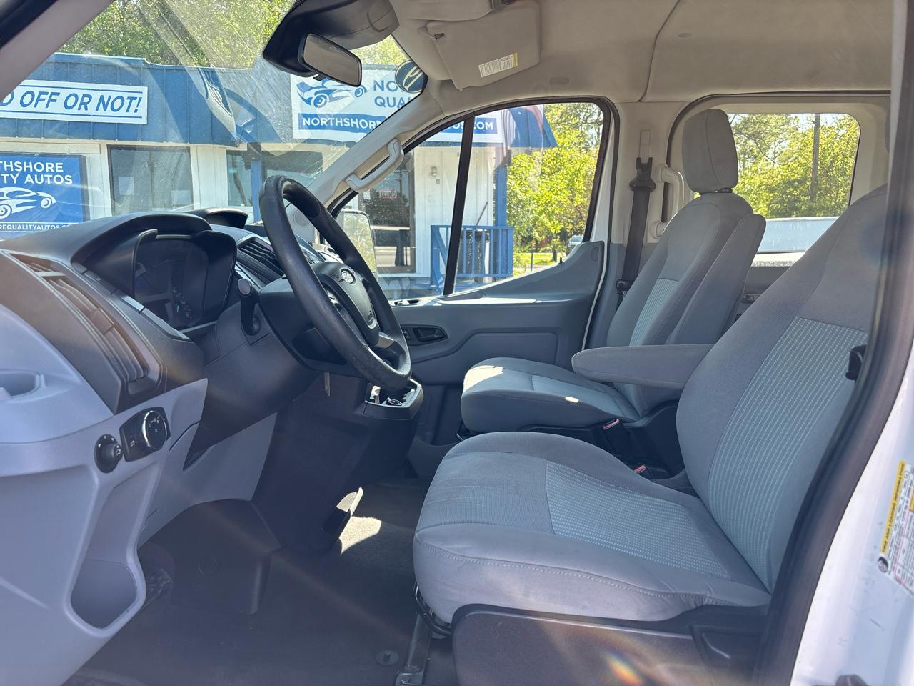 Ford Transit 350 Wagon Low Roof XLT 60/40 Pass. 148-in. WB 2019