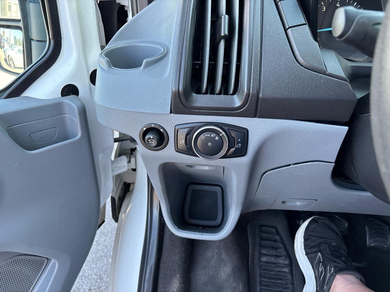 Ford Transit 350 Wagon Low Roof XLT 60/40 Pass. 148-in. WB 2019