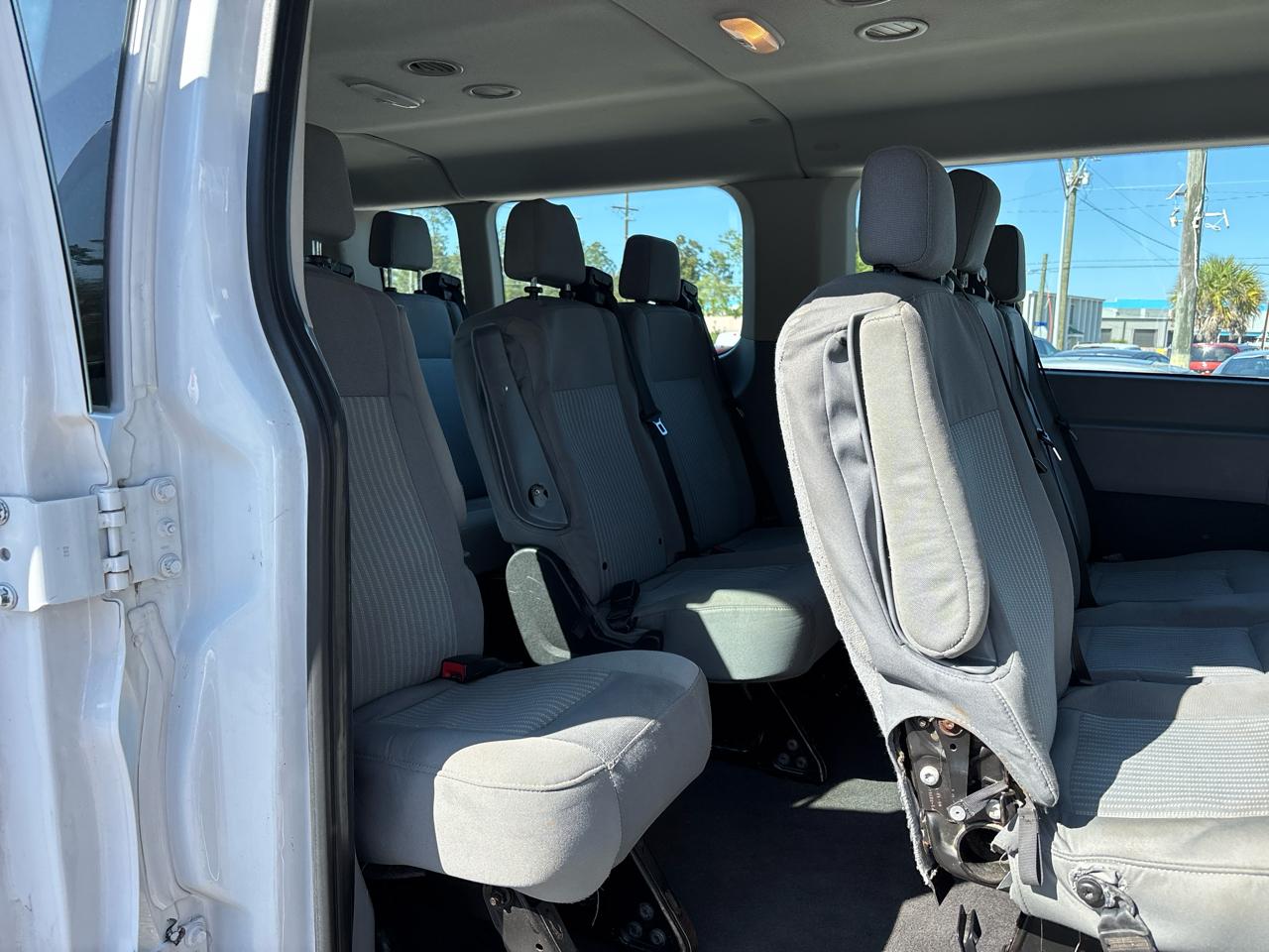 Ford Transit 350 Wagon Low Roof XLT 60/40 Pass. 148-in. WB 2019