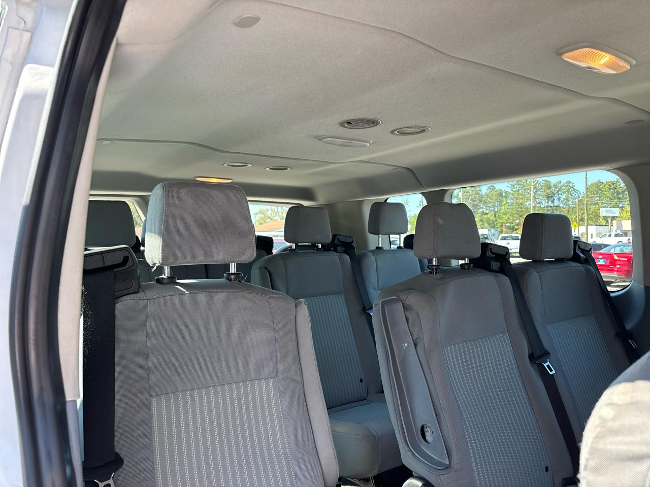 Ford Transit 350 Wagon Low Roof XLT 60/40 Pass. 148-in. WB 2019