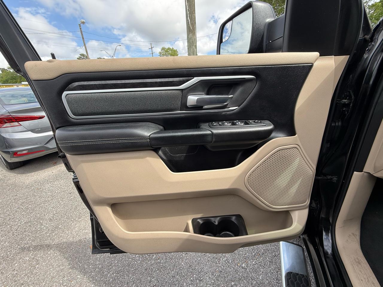 RAM 1500 Big Horn Crew Cab SWB 2WD 2020