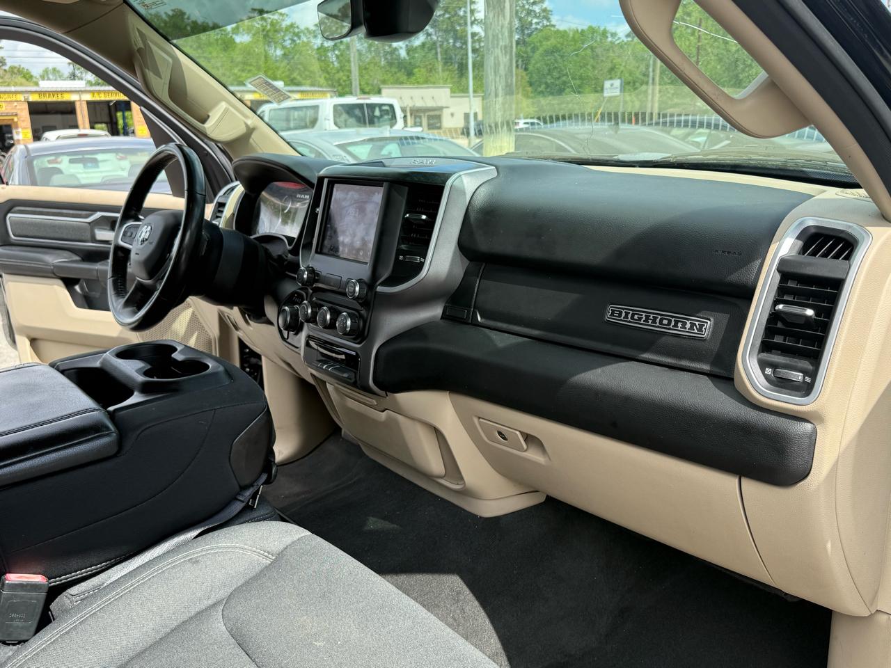 RAM 1500 Big Horn Crew Cab SWB 2WD 2020