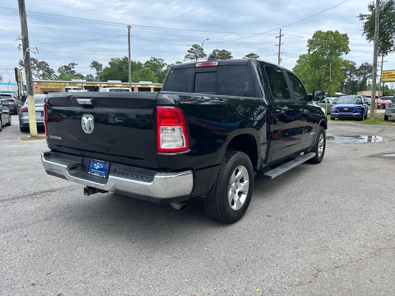RAM 1500 Big Horn Crew Cab SWB 2WD 2020