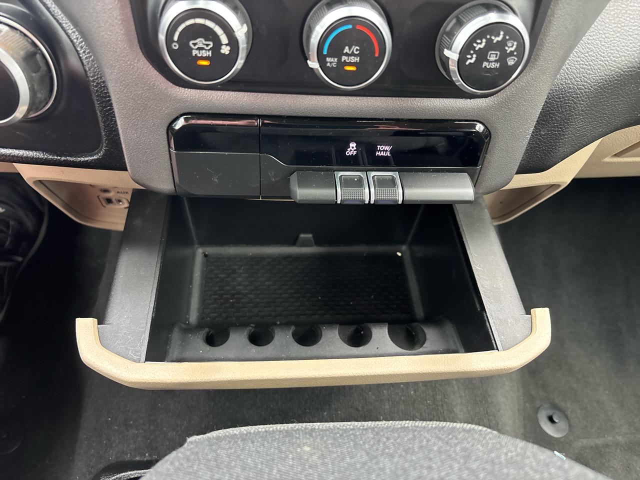 RAM 1500 Big Horn Crew Cab SWB 2WD 2020