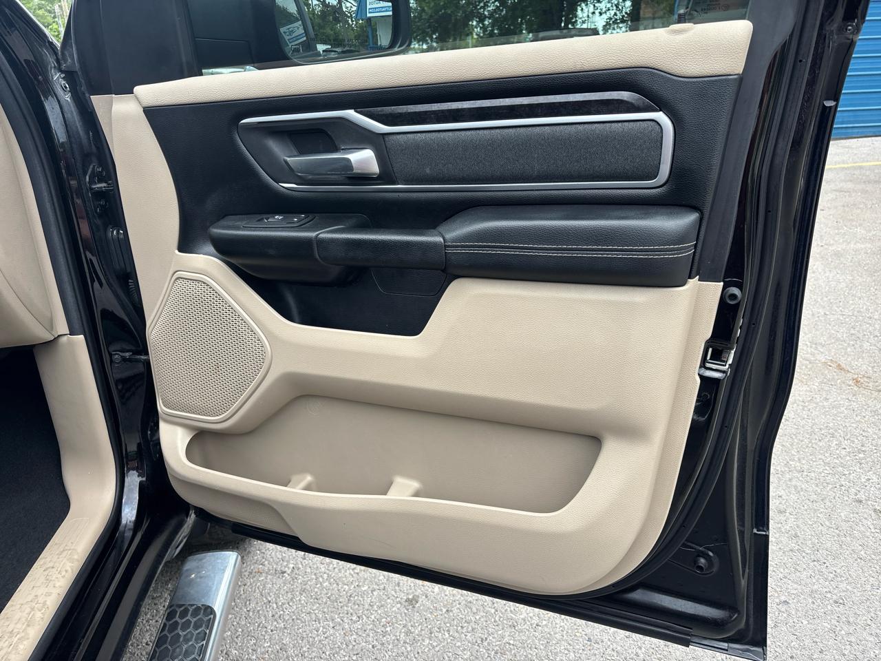 RAM 1500 Big Horn Crew Cab SWB 2WD 2020