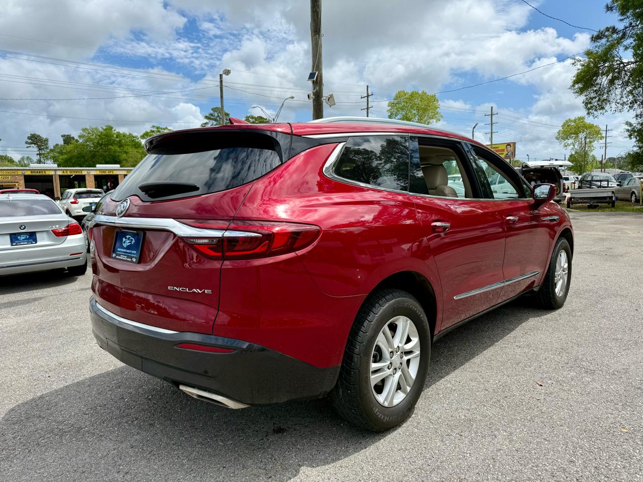 Buick Enclave Essence FWD 2019