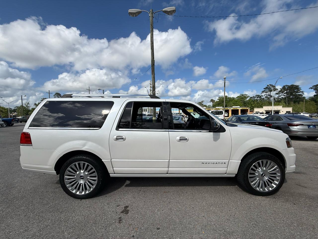 Lincoln Navigator L Select 2WD 2016