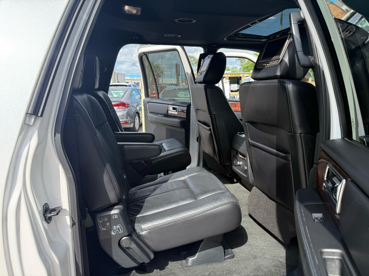 Lincoln Navigator L Select 2WD 2016