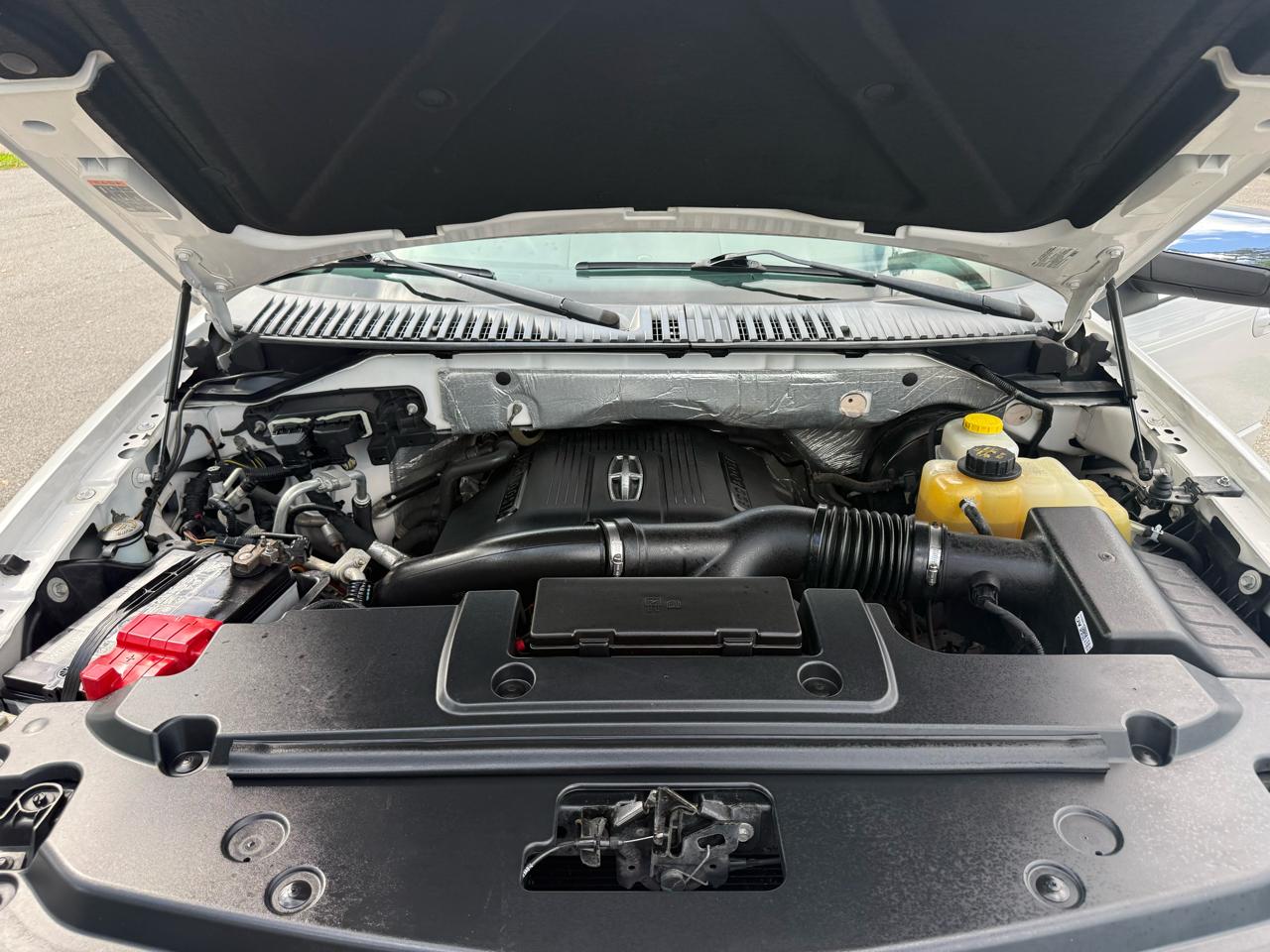 Lincoln Navigator L Select 2WD 2016