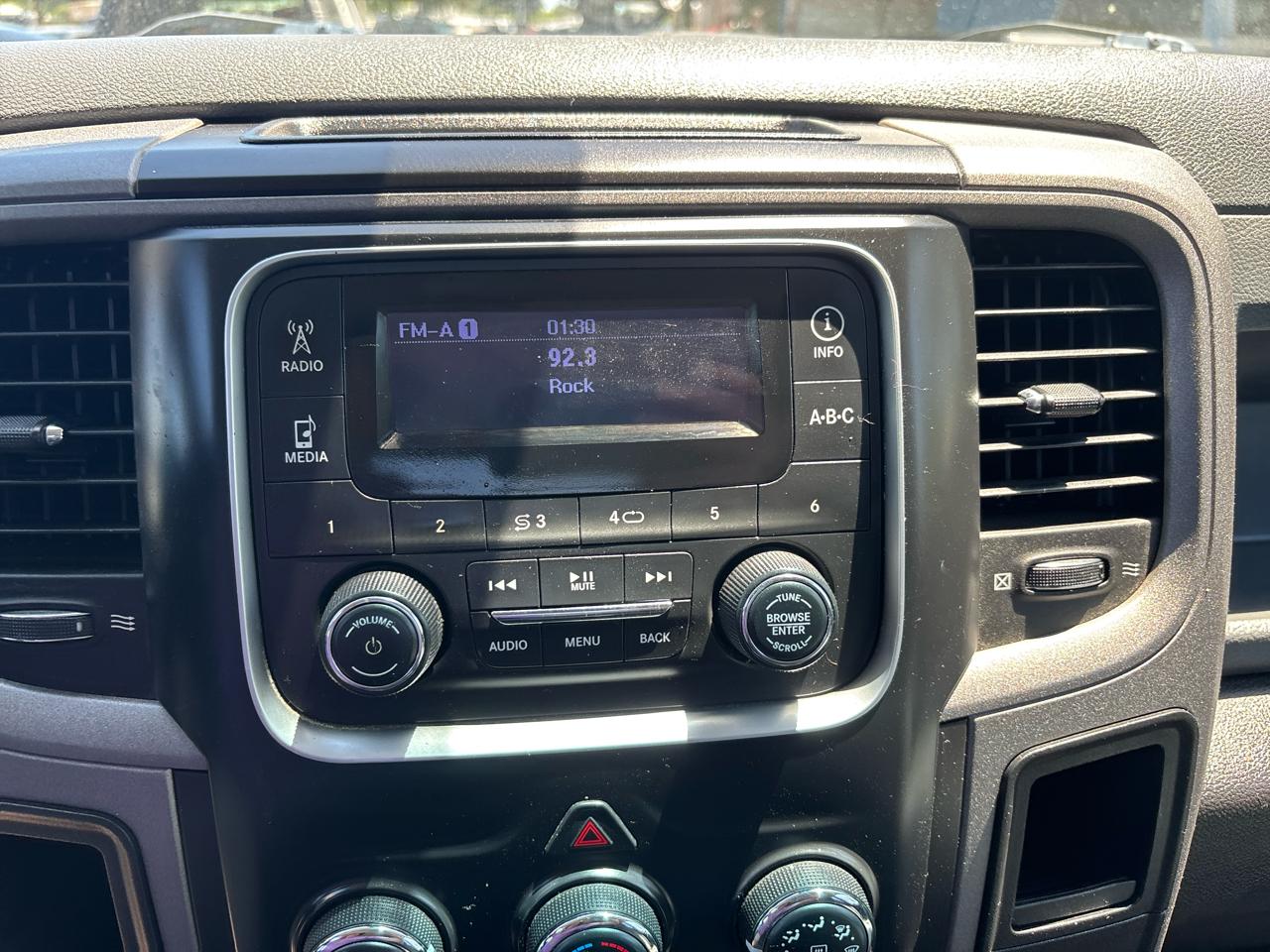 RAM 1500 Tradesman Quad Cab 2WD 2014