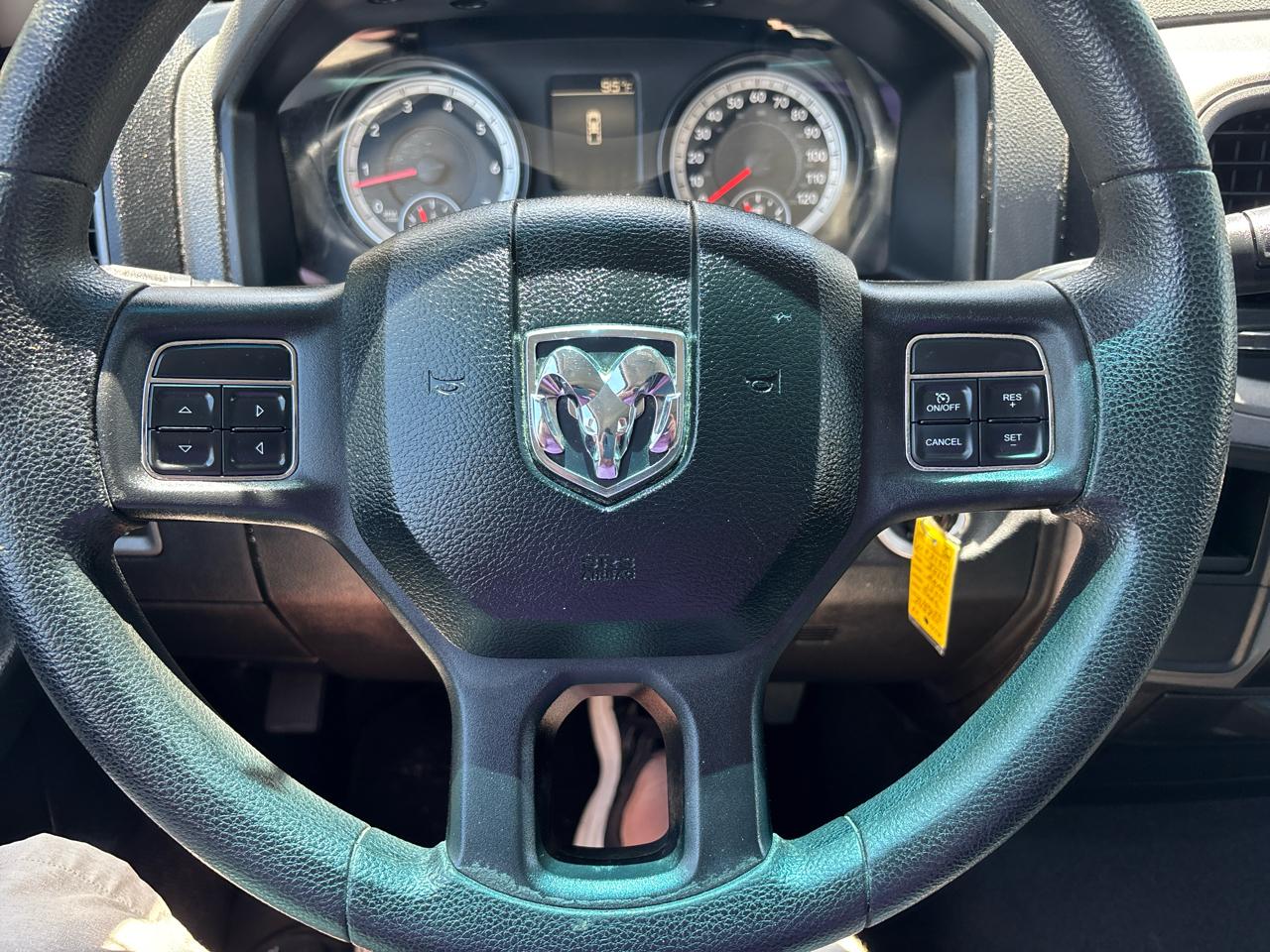 RAM 1500 Tradesman Quad Cab 2WD 2014