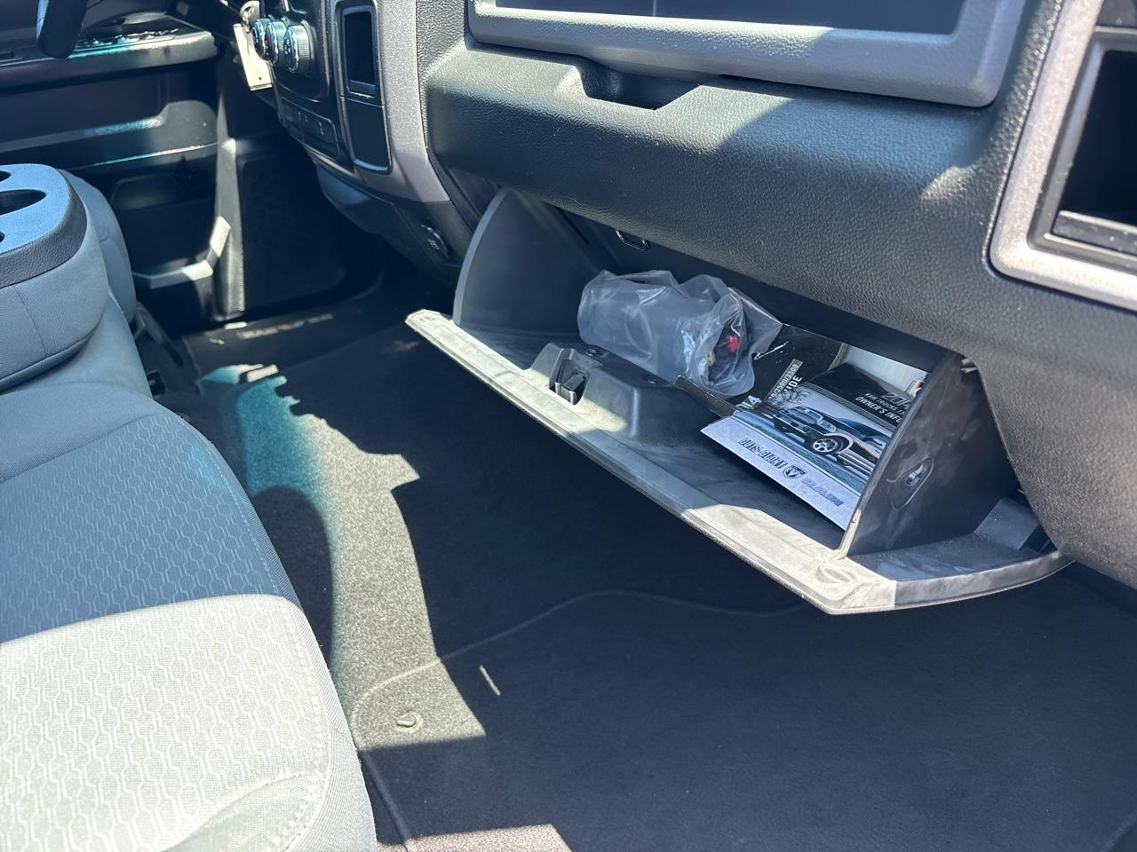 RAM 1500 Tradesman Quad Cab 2WD 2014