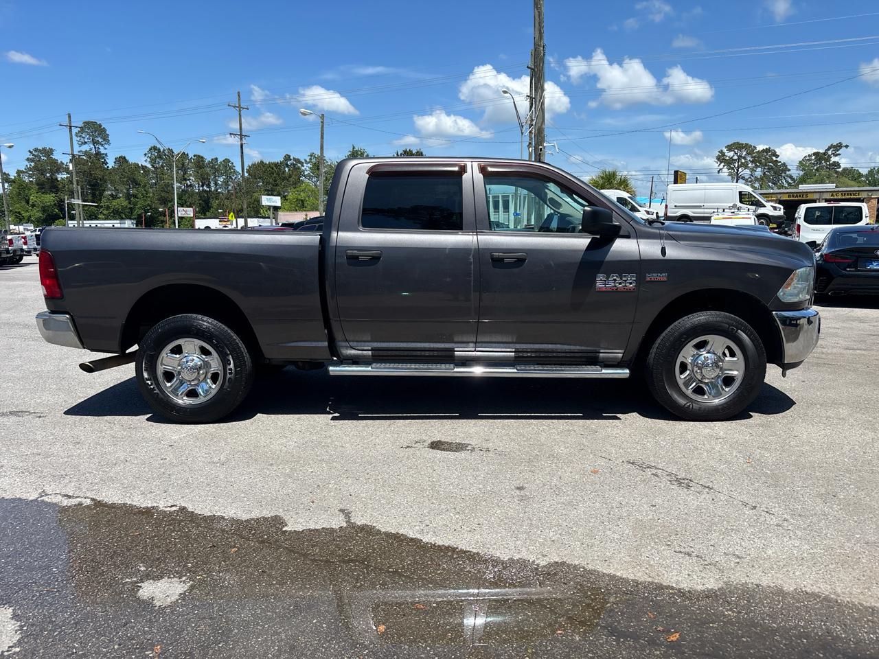 RAM 2500 Tradesman Crew Cab SWB 2WD 2016