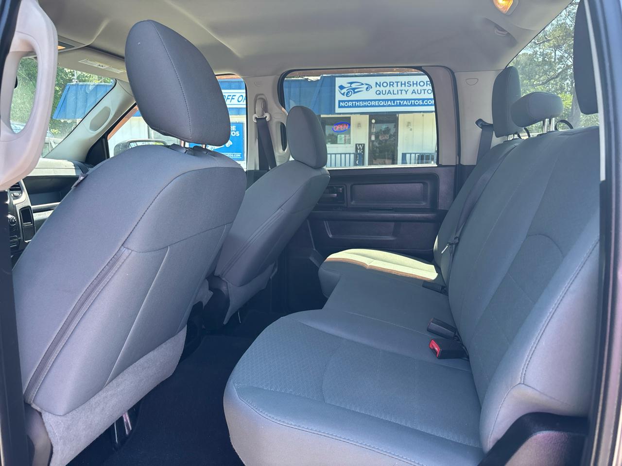 RAM 2500 Tradesman Crew Cab SWB 2WD 2016