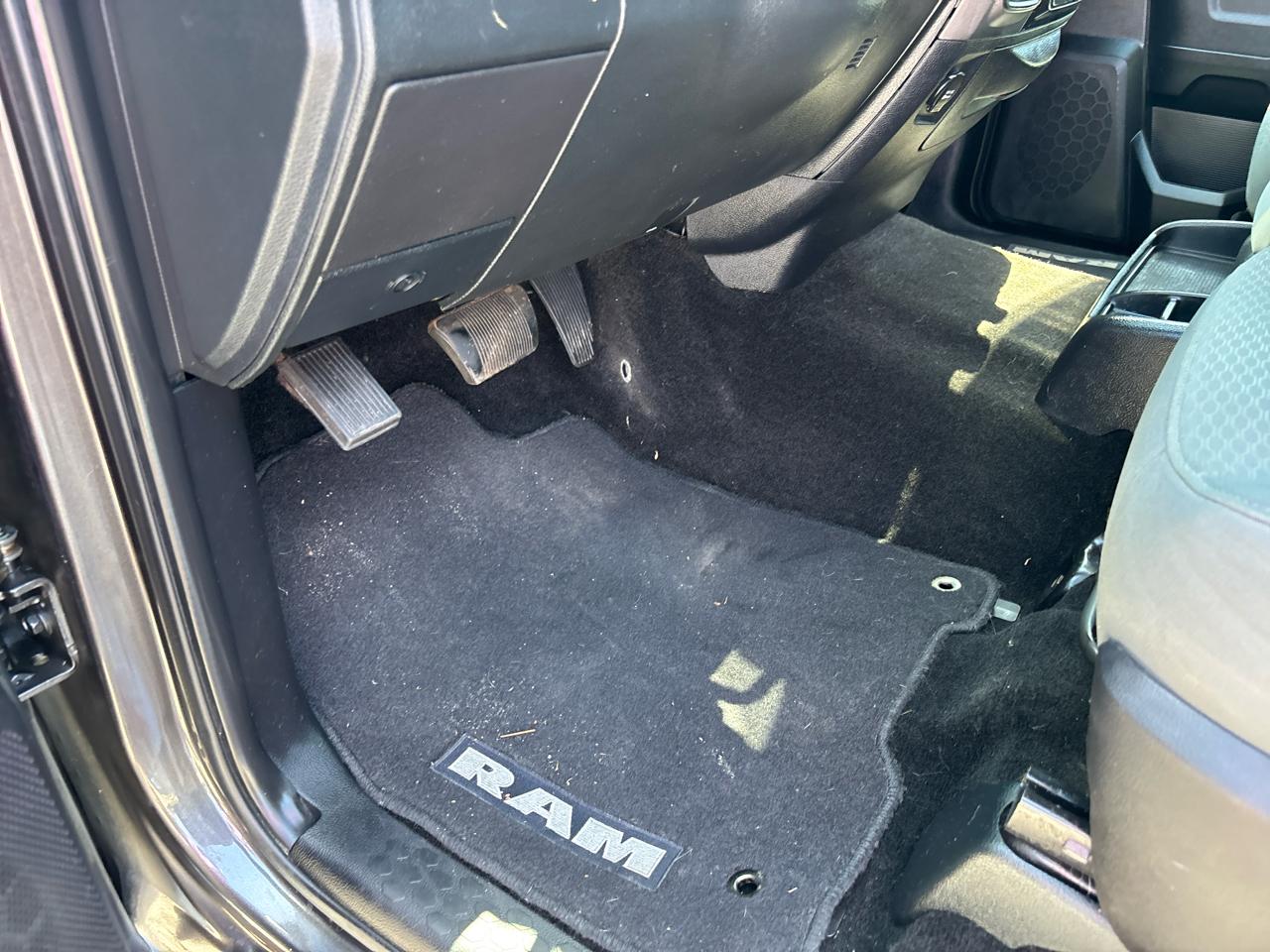 RAM 2500 Tradesman Crew Cab SWB 2WD 2016