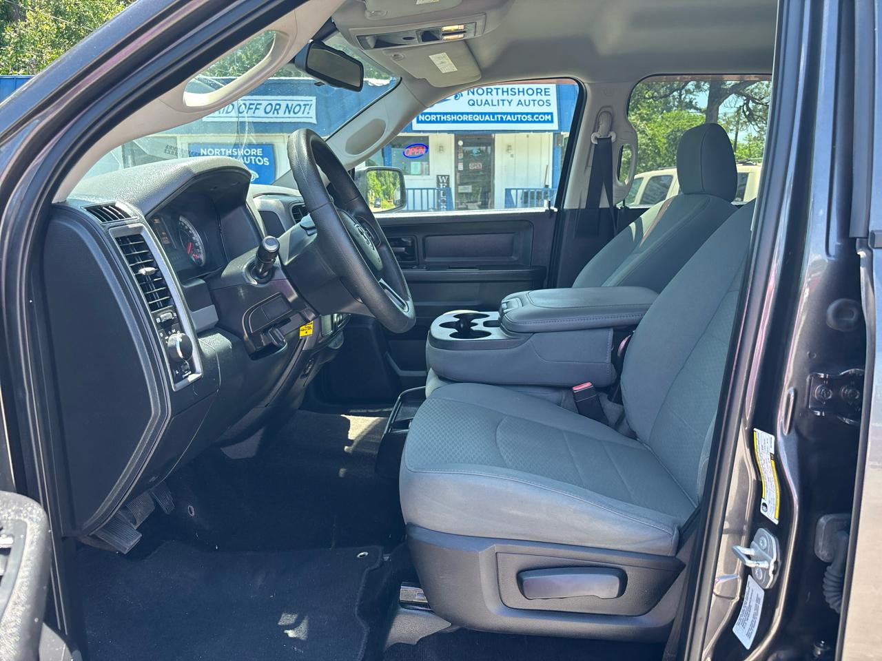 RAM 2500 Tradesman Crew Cab SWB 2WD 2016