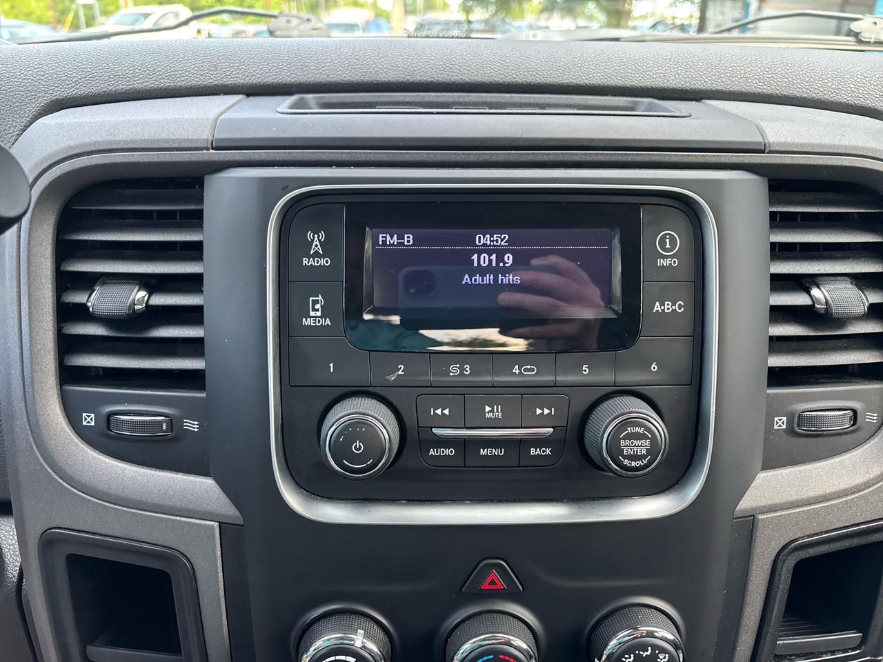 RAM 1500 Tradesman Quad Cab 2WD 2013