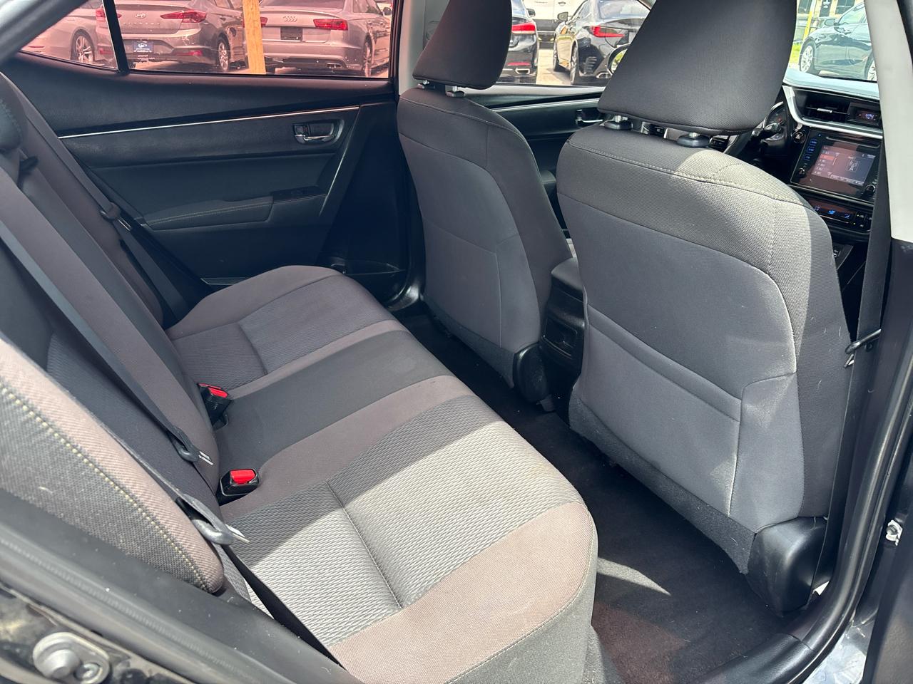 Toyota Corolla LE 4D Sedan 2018