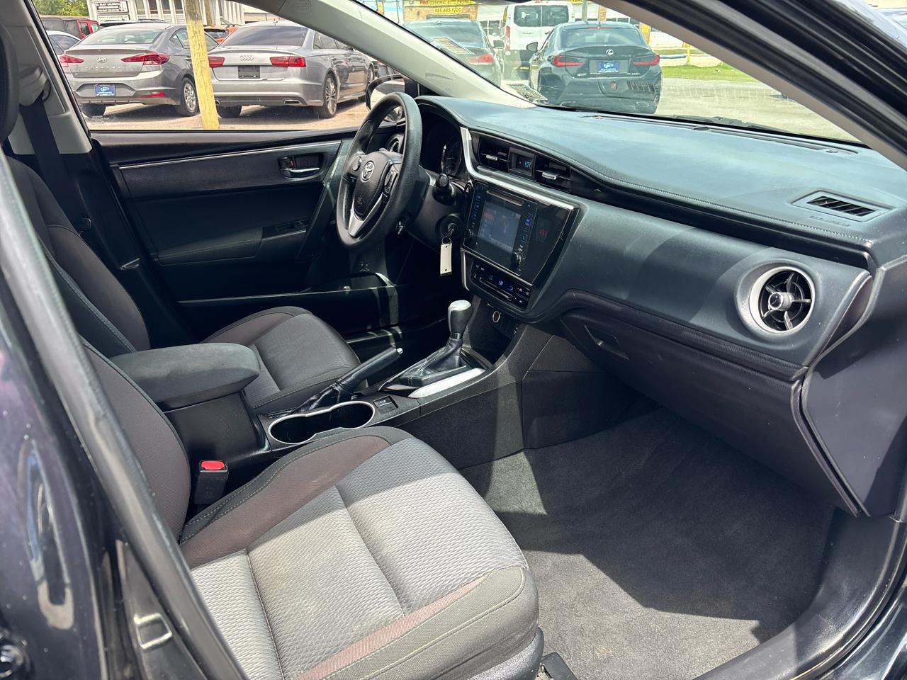 Toyota Corolla LE 4D Sedan 2018