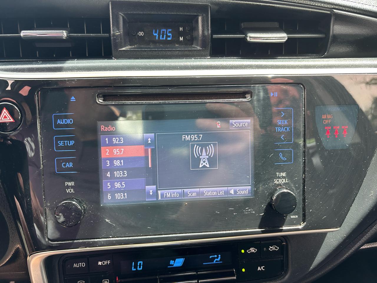 Toyota Corolla LE 4D Sedan 2018