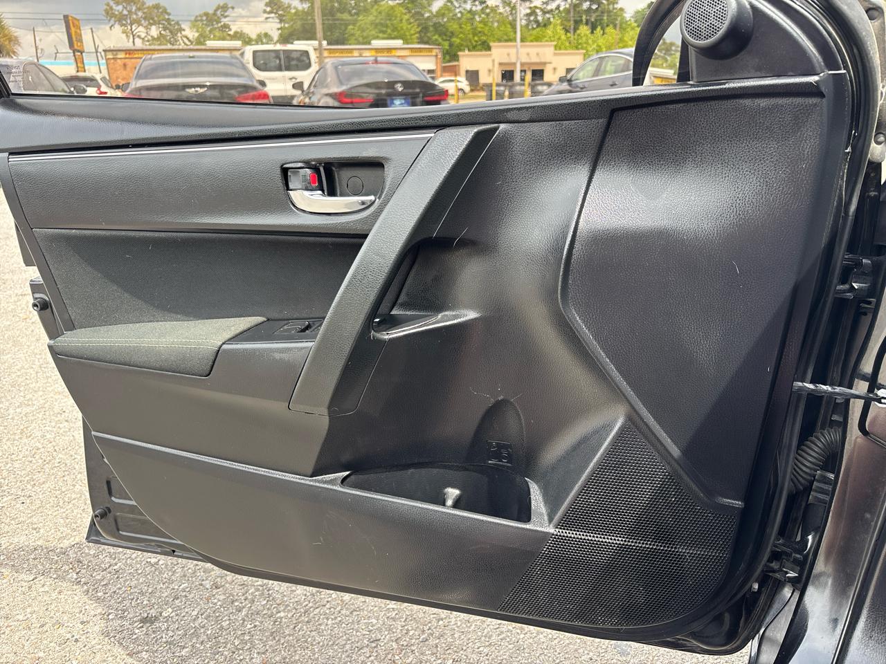 Toyota Corolla LE 4D Sedan 2018