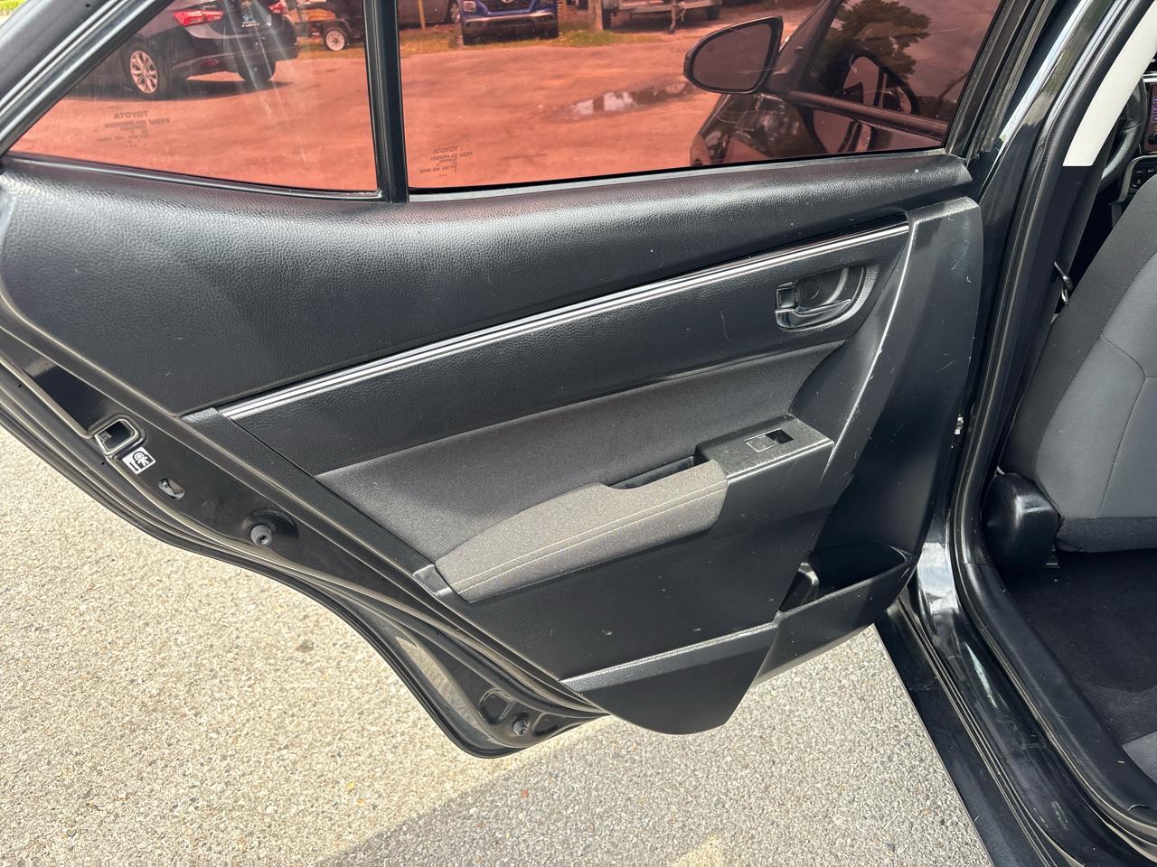 Toyota Corolla LE 4D Sedan 2018