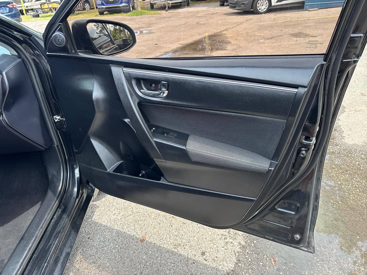 Toyota Corolla LE 4D Sedan 2018