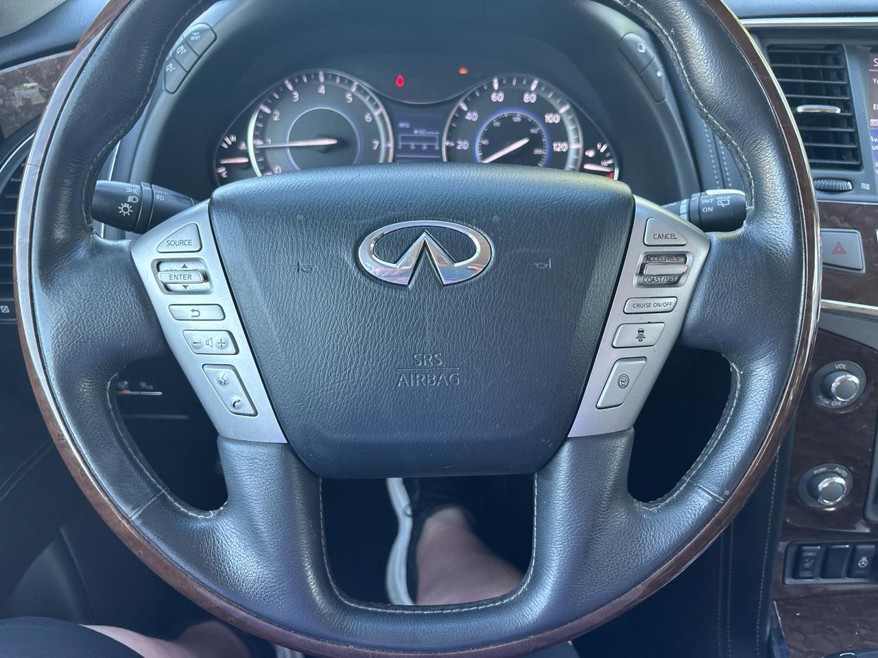 Infiniti QX80 2WD 2017