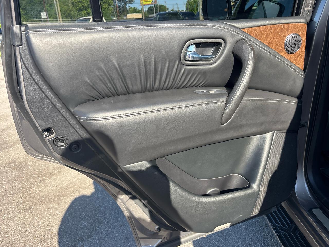 Infiniti QX80 2WD 2017