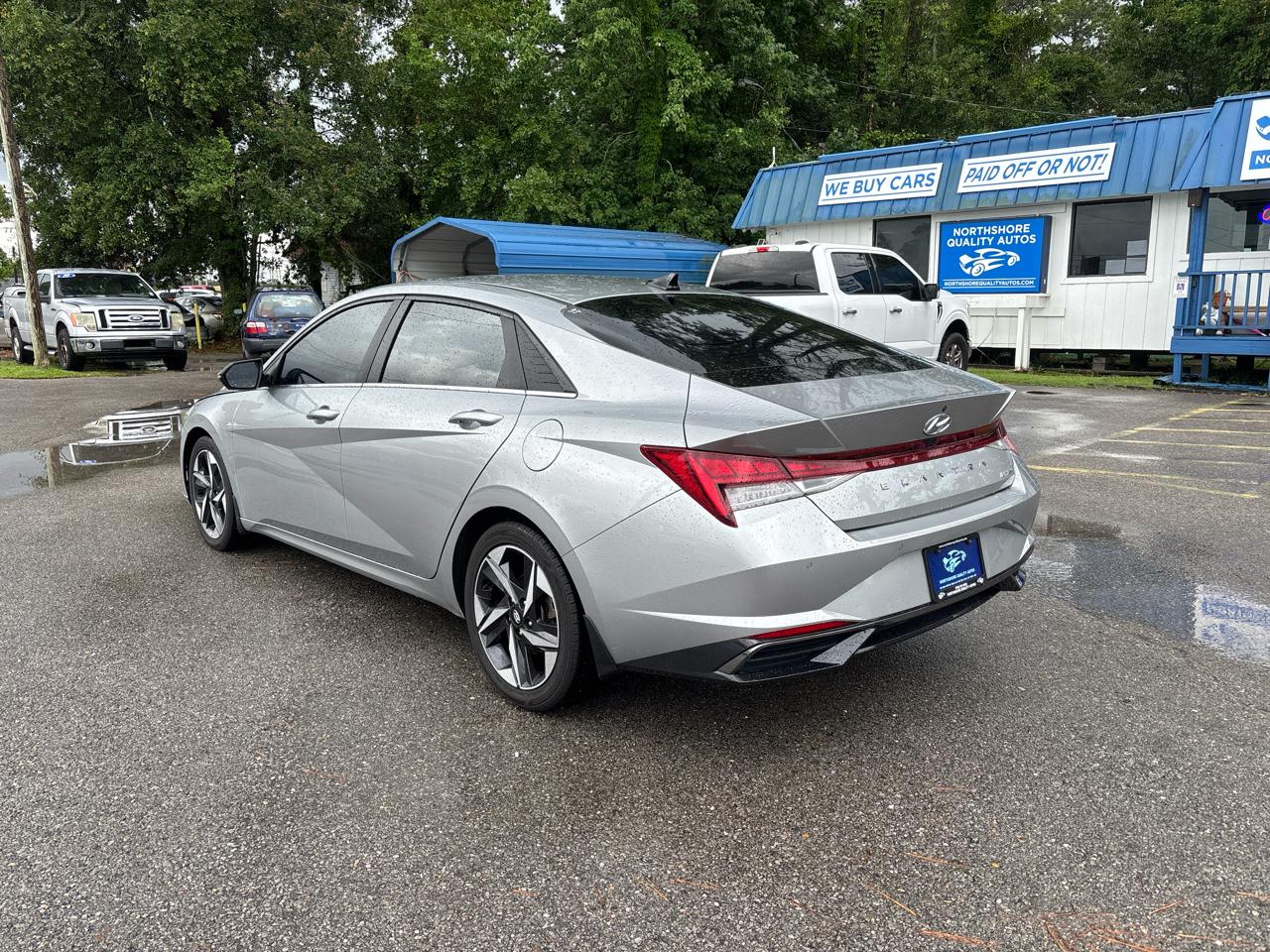 Hyundai Elantra Limited 2022